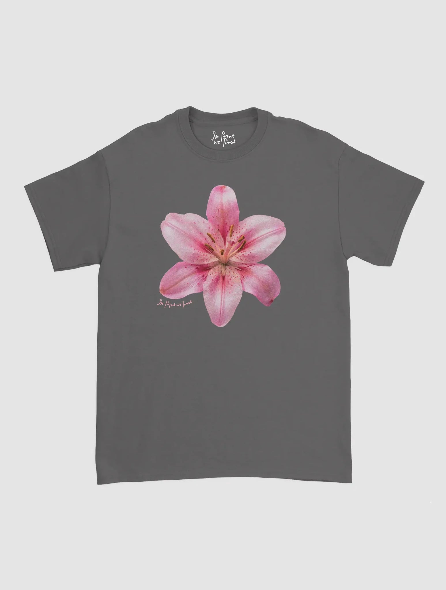 lily classic tee - In Print We Trust