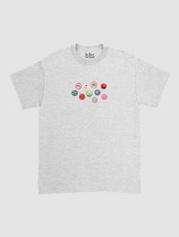 pin badge classic tee - In Print We Trust