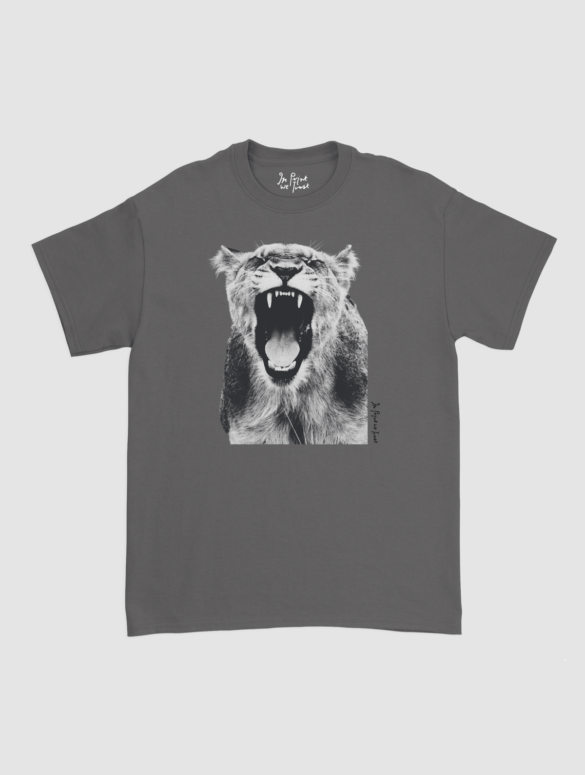 roar classic tee - In Print We Trust