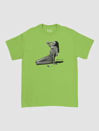 who's that girl? classic tee - In Print We Trust